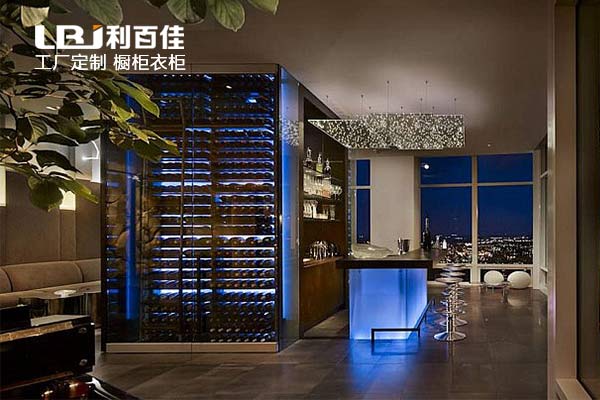 利百佳告诉你酒柜定制有哪些注意事项！