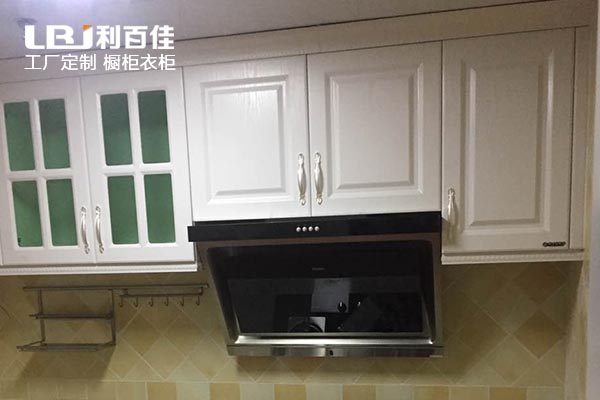 富看厨房——金桥国际模压整体橱柜案例